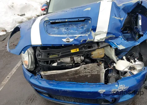 2013 Mini Hardtop Cooper S z USA, uszkodzony, nr VIN WMWSV3C50DT478035